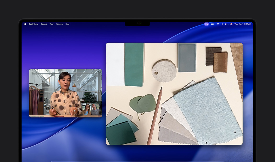 En videosamtale på MacBook Pro der en person bruker Bordvisning-funksjonen til å vise arbeidsområdet sitt med firkantede stoffbiter til to personer. Med Bordvisning vises arbeidsområdet og ansiktet deres samtidig