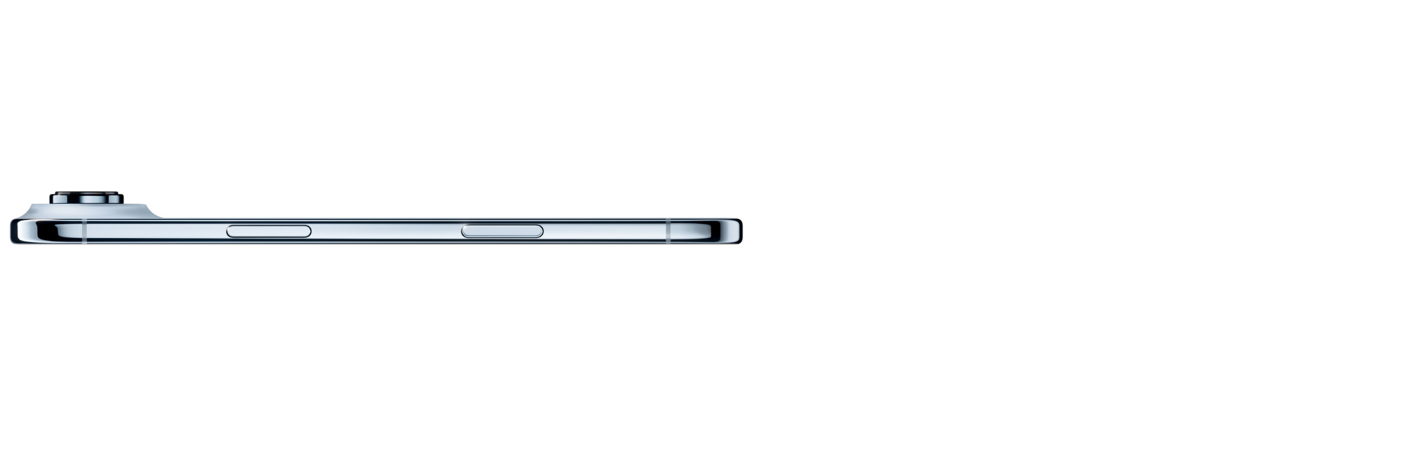 스카이 블루 색상 iPhone Air의 옆면. 매우 얇은 두께, Fusion 카메라 시스템, 측면 버튼, 카메라 컨트롤이 보입니다.