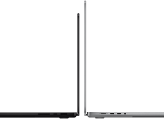 14 un 16 collu MacBook Pro līdzās, parādot izmēru atšķirību un uzsverot to, cik plānas ir ierīces