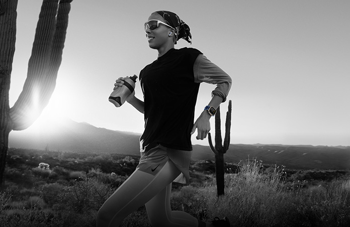 Workout Buddy shares message to runner on a desert trail